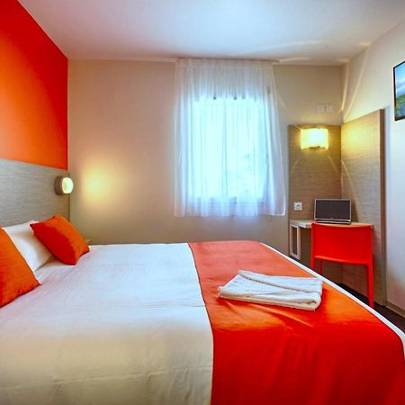 Hotel Formule Club Сенон Экстерьер фото