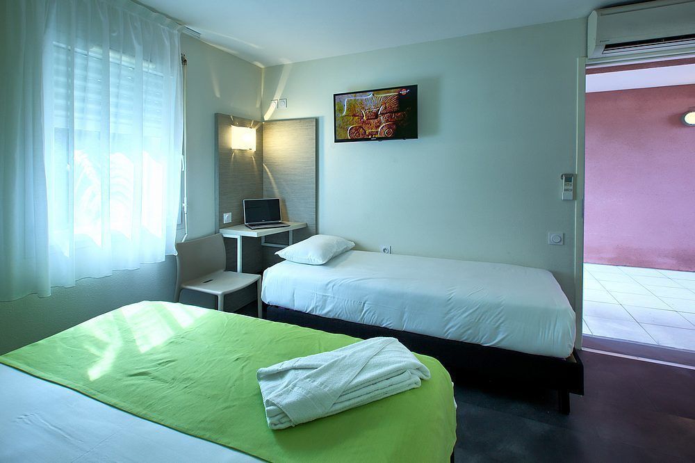 Hotel Formule Club Сенон Экстерьер фото