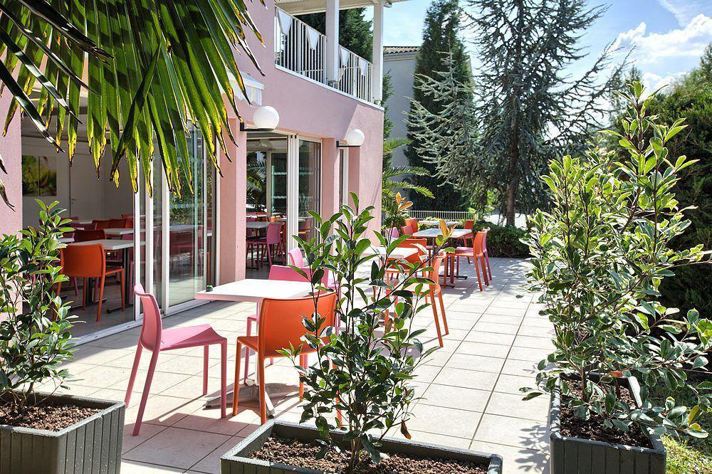 Hotel Formule Club Сенон Экстерьер фото